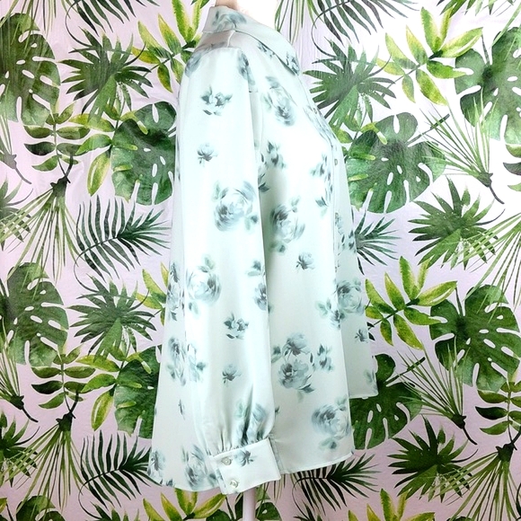 NWT Alfani Seafoam Green Floral Button Down Blouse (Size: Medium) - Picture 7 of 15